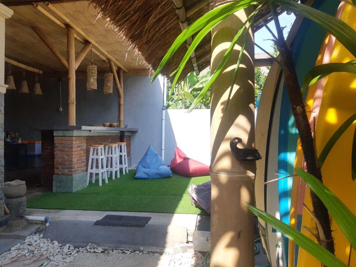 DHM Surf Villa Kuta  Exteriör bild